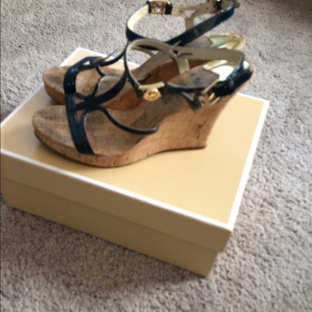 MICHAEL KORS CICELY WEDGE